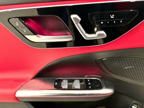 Used 2023 Mercedes-Benz C 300 Sedan image 9