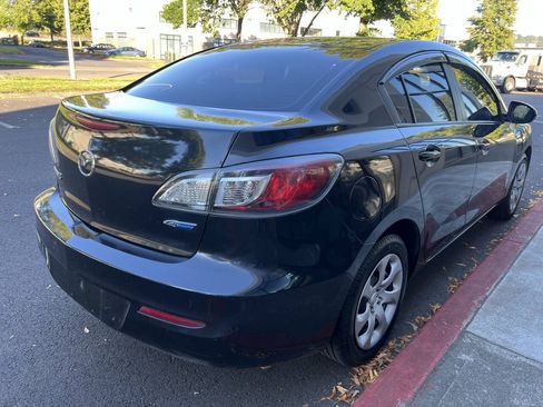 Used 2013 MAZDA MAZDA3 i Sport FWD image 4