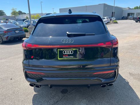 Used 2025 Audi SQ5 Prestige AWD/4WD image 7