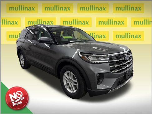 New 2026 Ford Explorer Active w/ Active Comfort Package RWD image 1