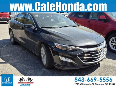 Used 2025 Chevrolet Malibu LT image 1