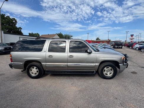 Used 2001 GMC Yukon XL SLT w/ SLT Equipment Group AWD/4WD image 4
