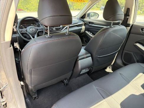 Certified 2025 Nissan Altima 2.5 SR w/ SR Premium Package FWD image 20