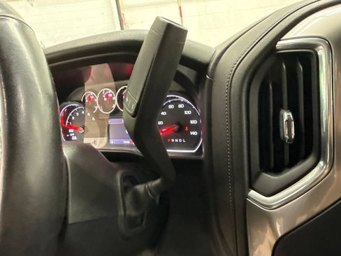Used 2019 Chevrolet Silverado 1500 LT w/ All-Star Edition AWD/4WD image 35