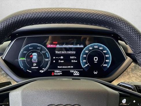 Used 2025 Audi RS e-tron GT performance AWD/4WD image 12