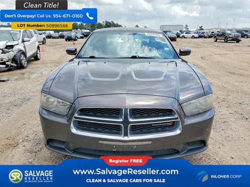 Used 2013 Dodge Charger SE image 5