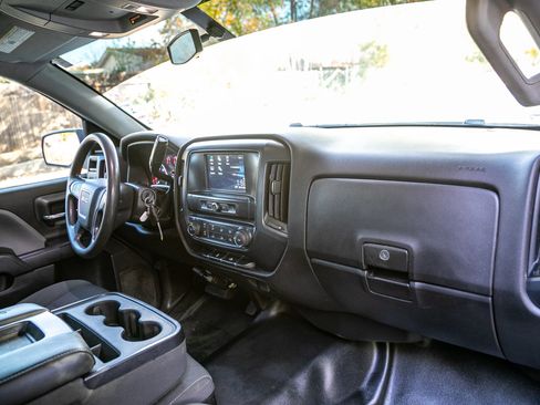 Used 2018 GMC Sierra 1500 2WD Regular Cab image 22