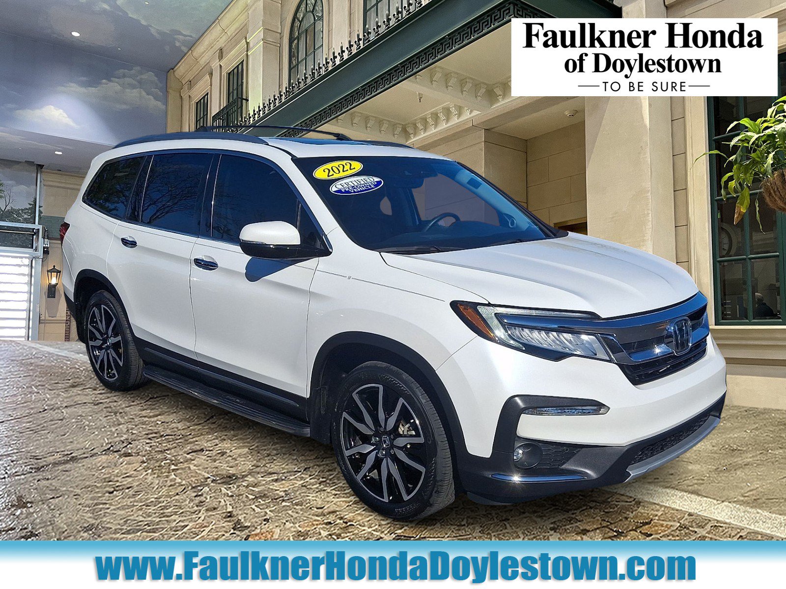 Certified 2022 Honda Pilot Touring image 1