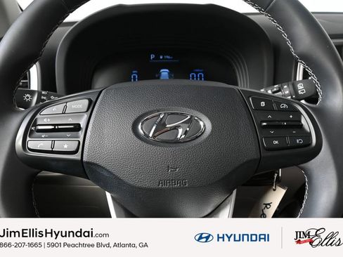 Certified 2023 Hyundai Venue SEL image 10