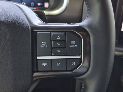 Used 2025 Ford F150 Platinum w/ FX4 Off-Road Package AWD/4WD image 27