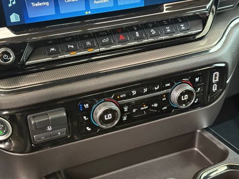 Used 2024 Chevrolet Silverado 1500 ZR2 w/ Dark Appearance Package image 32