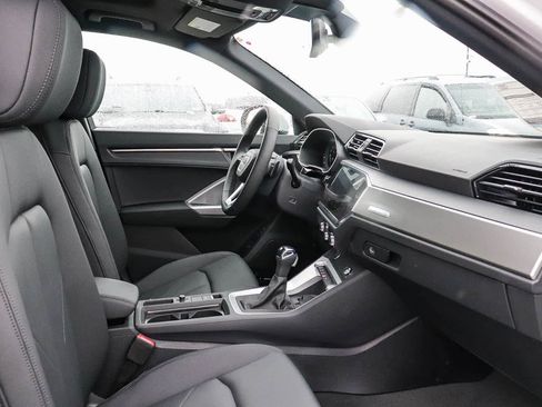 New 2025 Audi Q3 2.0T Premium image 20