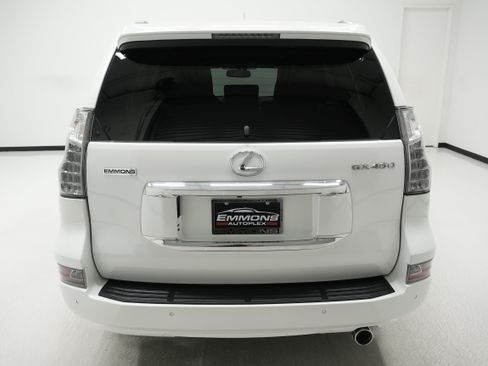 Used 2019 Lexus GX 460 Premium w/ Premium Package AWD/4WD image 5