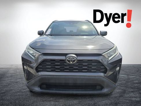 Used 2021 Toyota RAV4 XLE FWD image 6