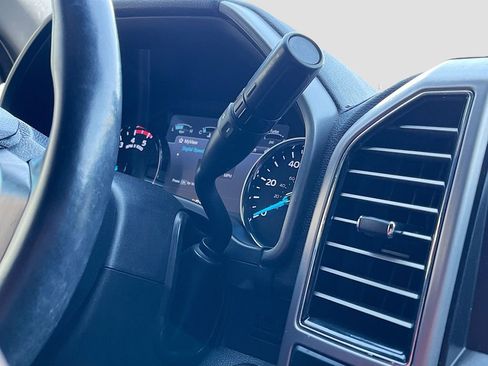 Used 2019 Ford F250 Platinum w/ Platinum Ultimate Package image 17