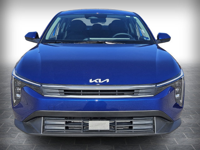 Used 2025 Kia K4 FWD image 2