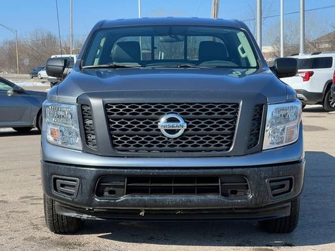 Used 2018 Nissan Titan S w/ S Utility Package image 34