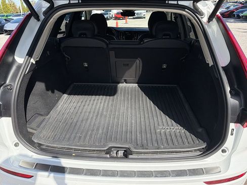 Used 2023 Volvo XC60 B5 Plus w/ Protection Package Premier image 12