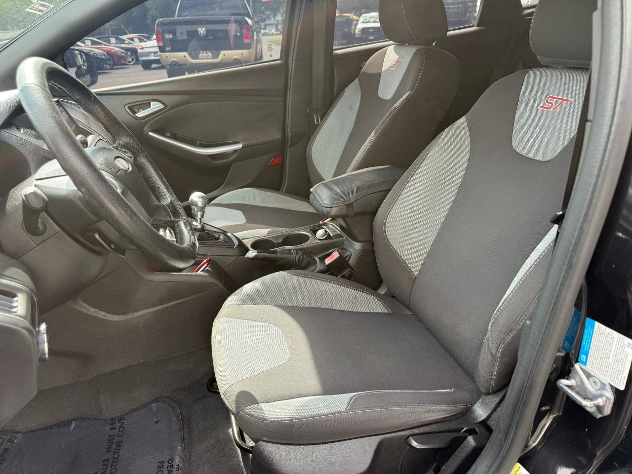 Used 2013 Ford Focus ST FWD image 21