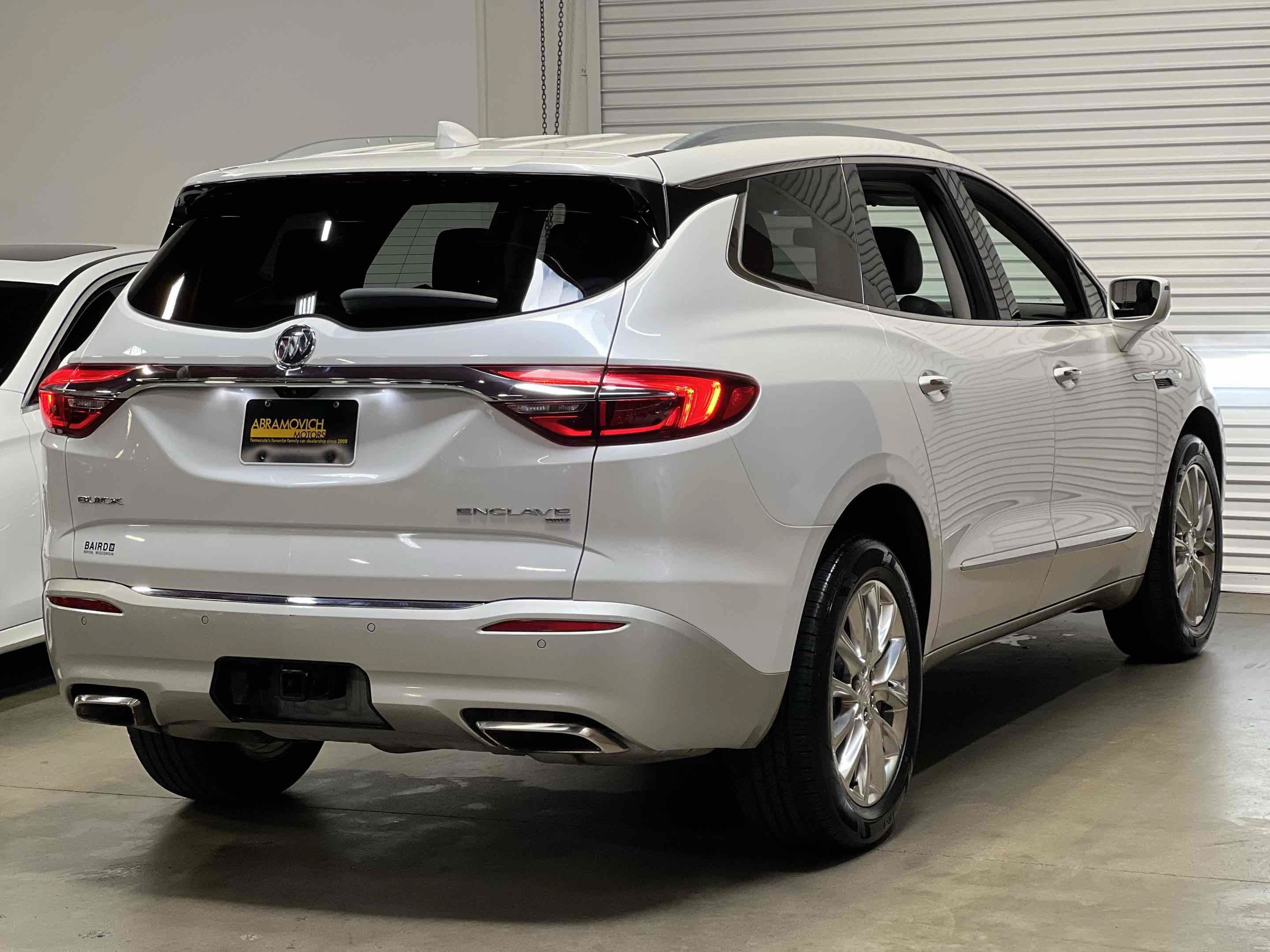Used 2018 Buick Enclave Premium w/ Experience Buick Package AWD/4WD image 20