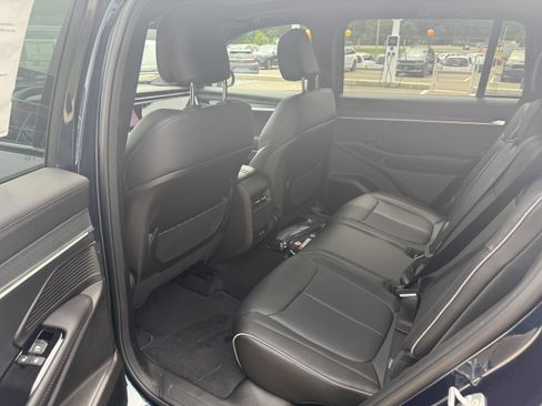 New 2025 Jeep Wagoneer S Limited image 8