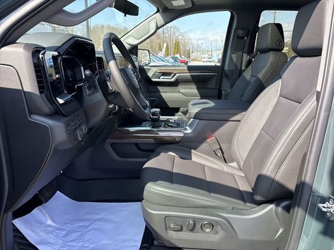 New 2026 Chevrolet Silverado 1500 LT Trail Boss w/ Convenience Package II AWD/4WD image 21