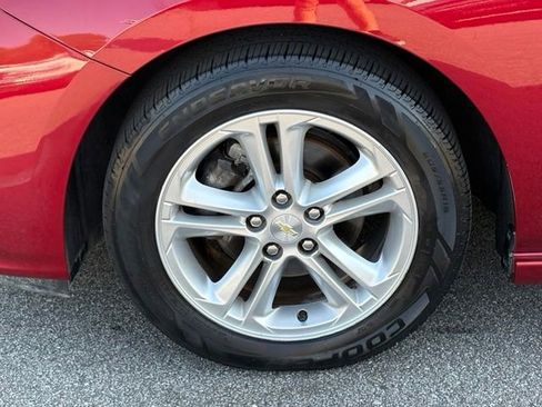 Used 2017 Chevrolet Cruze LT w/ RS Package FWD image 26