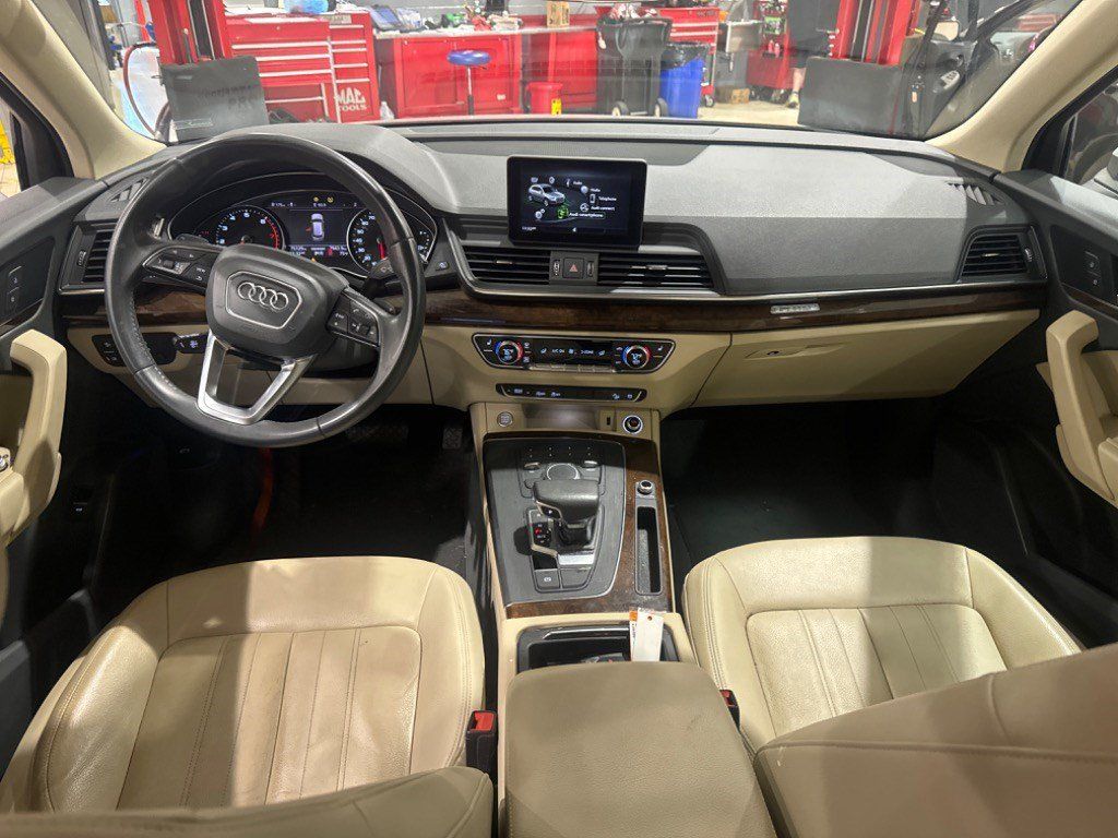 Used 2020 Audi Q5 2.0T Premium AWD/4WD image 10