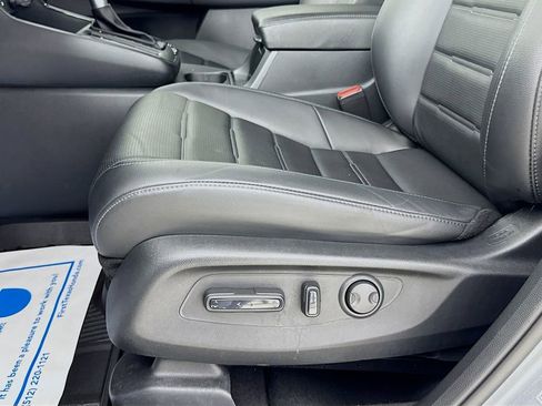 Used 2024 Honda CR-V EX-L image 25