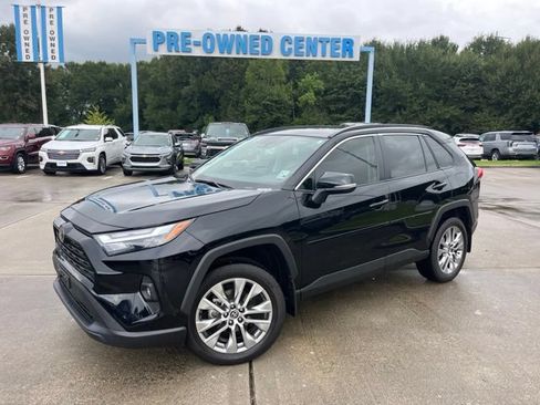Used 2024 Toyota RAV4 XLE Premium FWD image 2