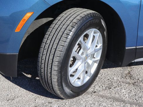 Used 2024 Chevrolet Equinox LT image 17