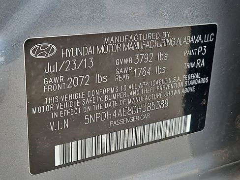 Used 2013 Hyundai Elantra Limited FWD image 25
