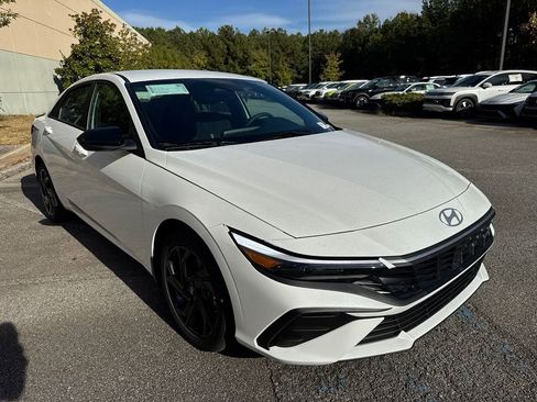 Certified 2026 Hyundai Elantra Sport image 3