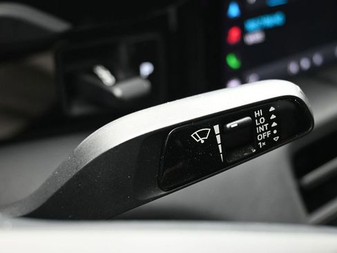 Used 2020 Porsche Taycan 4S image 22