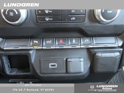 Used 2020 GMC Sierra 1500 4x4 Crew Cab w/ Convenience Package image 27