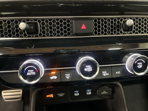 Used 2025 Honda Civic Sport image 30