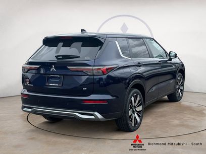 New 2026 Mitsubishi Outlander SE