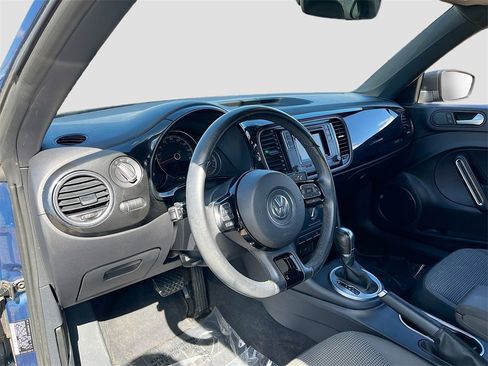 Used 2017 Volkswagen Beetle 1.8T S image 9