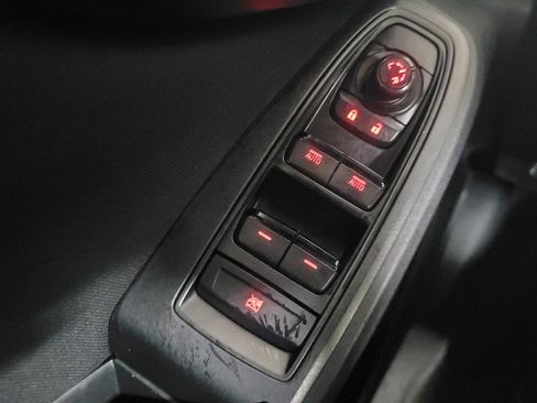 Used 2019 Subaru Impreza 2.0i Premium image 27