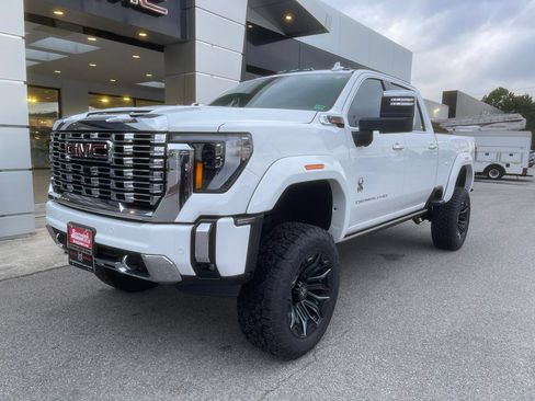 New 2025 GMC Sierra 2500 Denali w/ Denali Reserve Package AWD/4WD image 41