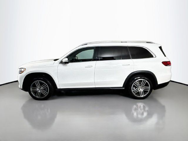 Used 2023 Mercedes-Benz GLS 450 4MATIC image 6