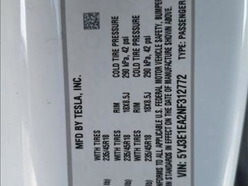 Used 2022 Tesla Model 3 image 21