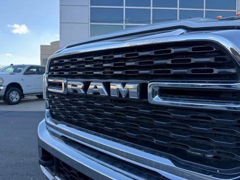 Used 2024 RAM 3500 SLT w/ Quick Order Package 2YG SLT image 15