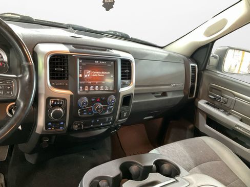 Used 2017 RAM 1500 Big Horn AWD/4WD image 11