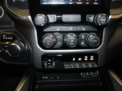 Certified 2019 RAM 1500 Big Horn AWD/4WD image 21
