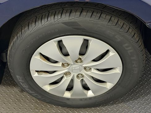 Used 2012 Honda Accord LX image 17