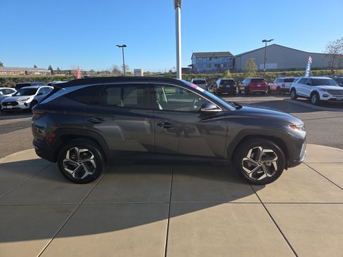 Used 2024 Hyundai Tucson Limited image 6