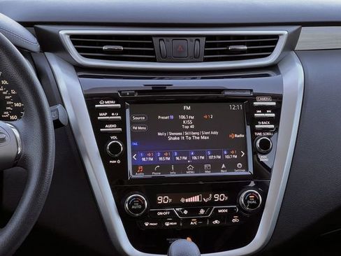 Used 2017 Nissan Murano S w/ Navigation Package image 17