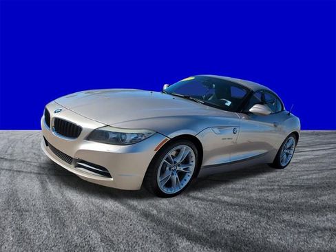 Used 2010 BMW Z4 sDrive30i image 8