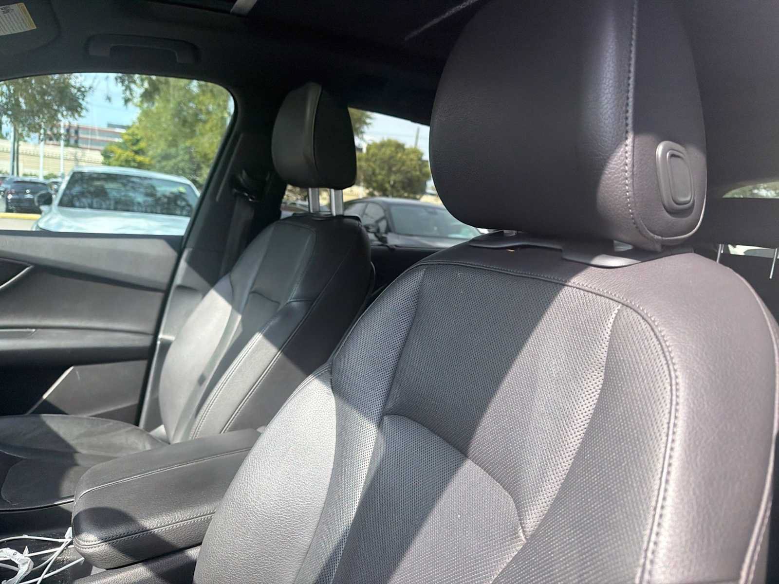 Used 2017 Audi Q7 3.0T Premium Plus AWD/4WD image 7